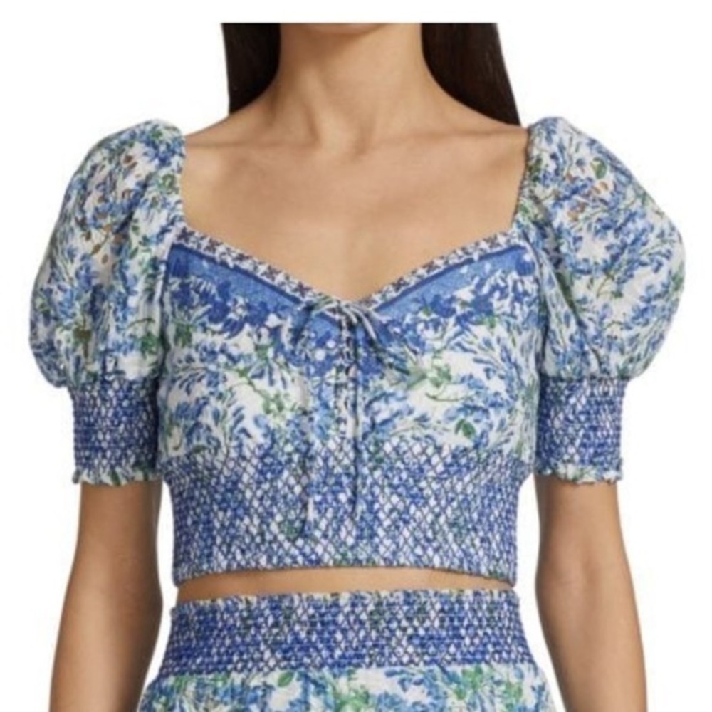 Alice + Olivia Crop Top size L blue smocked floral